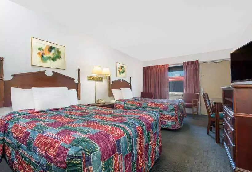 호텔 Days Inn By Wyndham Mt. Sterling