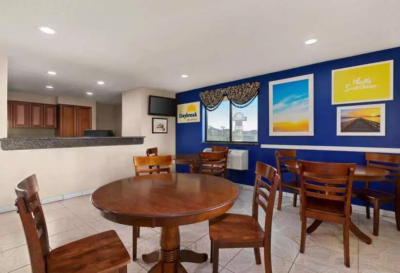 호텔 Days Inn By Wyndham Orange Park/jacksonville