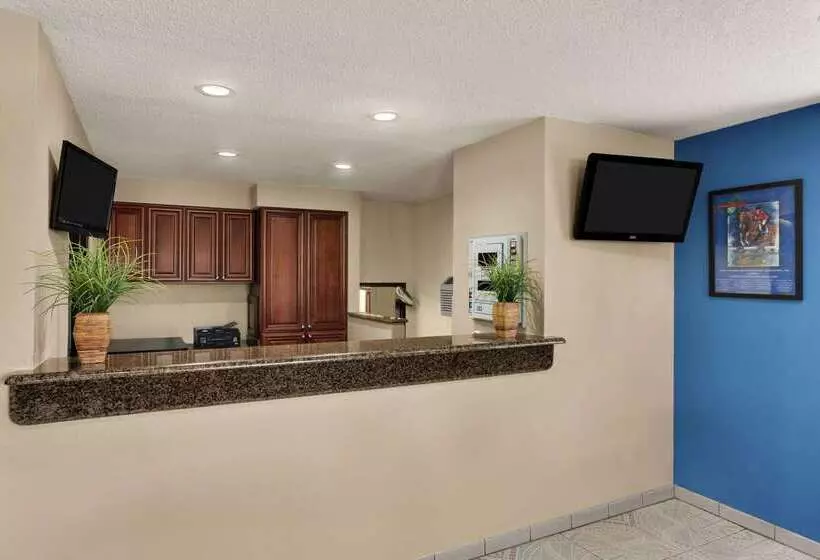 호텔 Days Inn By Wyndham Orange Park/jacksonville