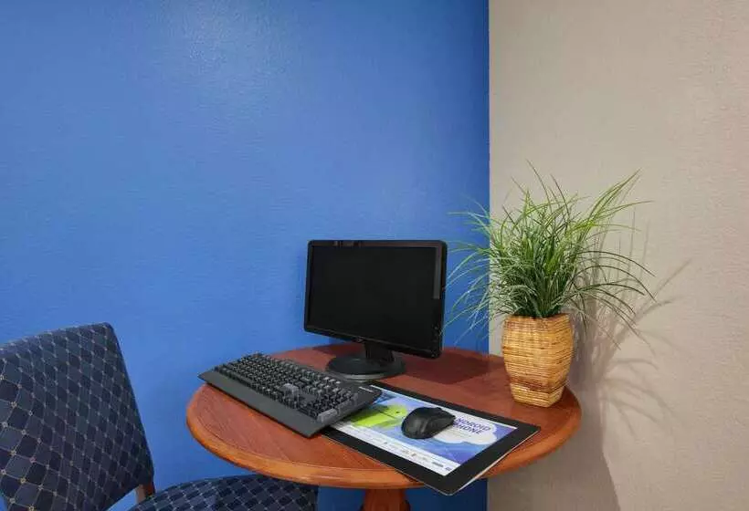 호텔 Days Inn By Wyndham Orange Park/jacksonville