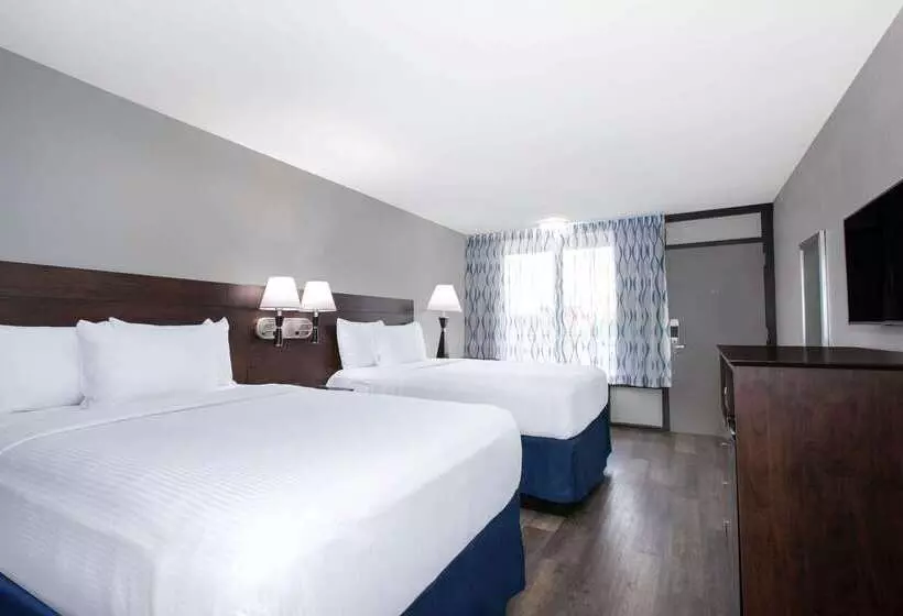 هتل Days Inn By Wyndham Orlando Conv. Center/international Dr