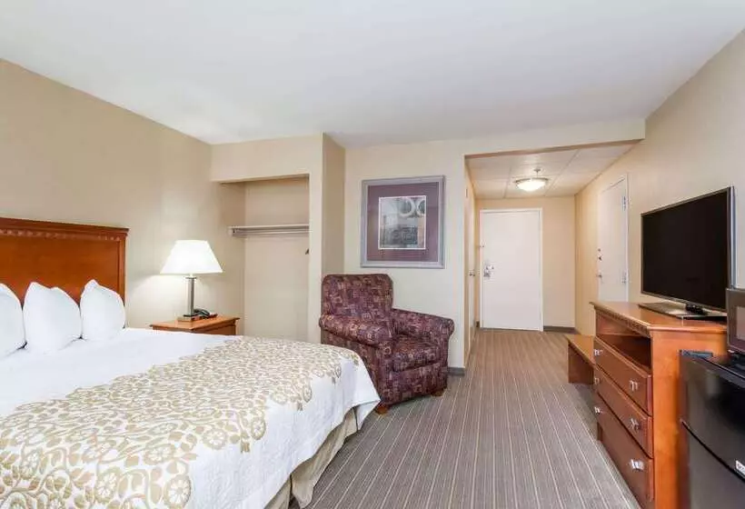 Hotel Days Inn By Wyndham Windsor Locks / Bradley Intl Airport