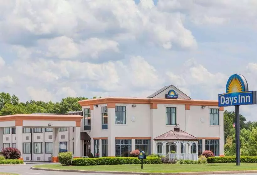 Hotel Days Inn By Wyndham Windsor Locks / Bradley Intl Airport