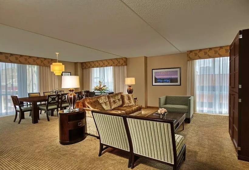 Heldrich Hotel And Conference Center