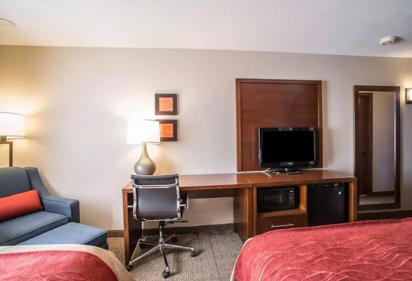 酒店 Quality Inn & Suites Boonville   Columbia