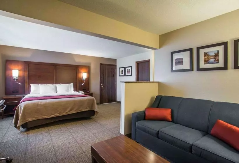 酒店 Quality Inn & Suites Boonville   Columbia