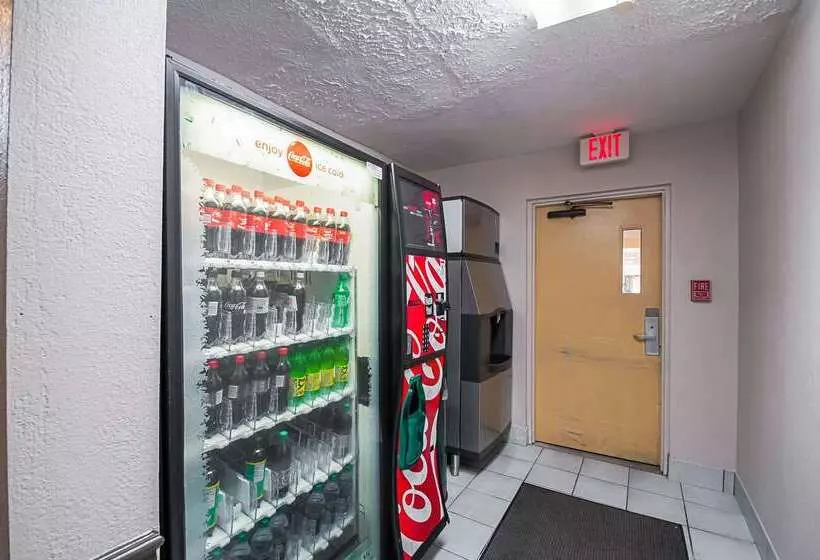 בית מלון כפרי Quality Inn