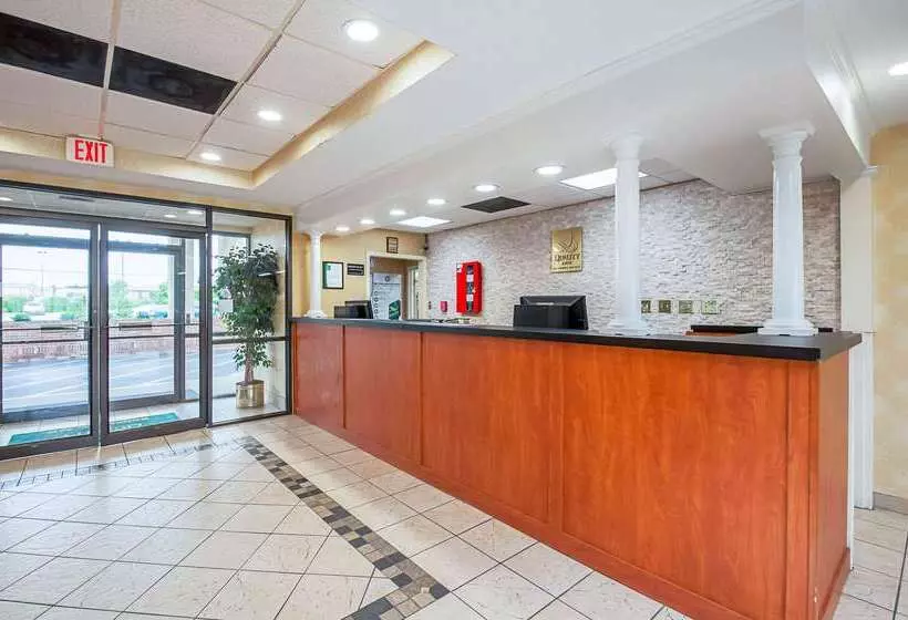 בית מלון כפרי Quality Inn