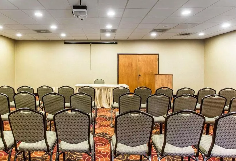 Szálloda Quality Suites Hickory South