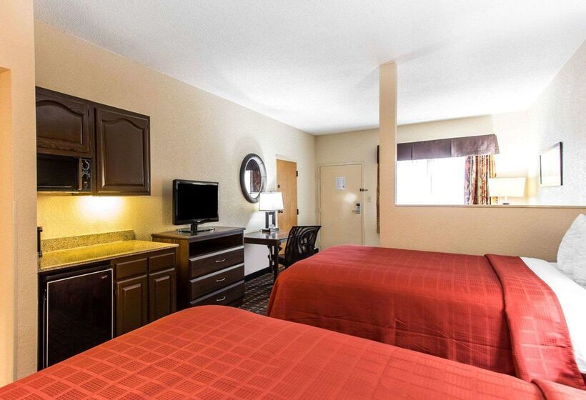 酒店 Quality Suites Hickory South