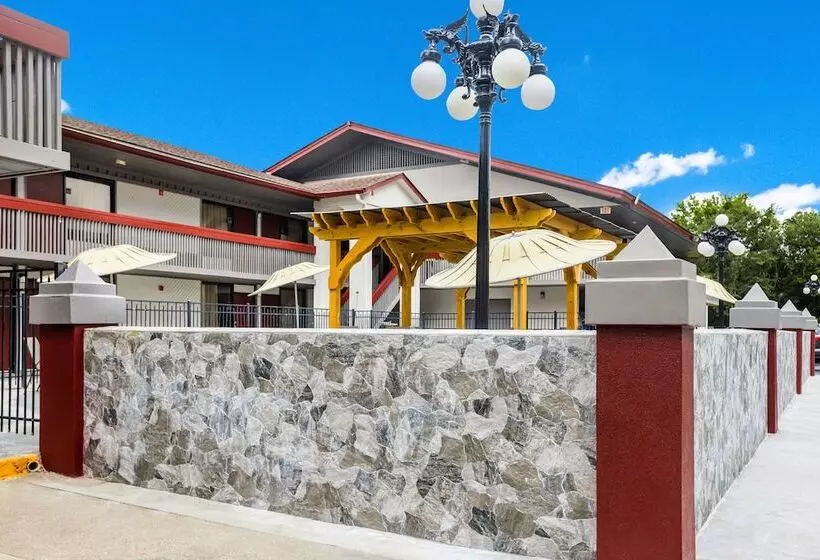 فندق Red Roof Inn Savannah  Southside/midtown