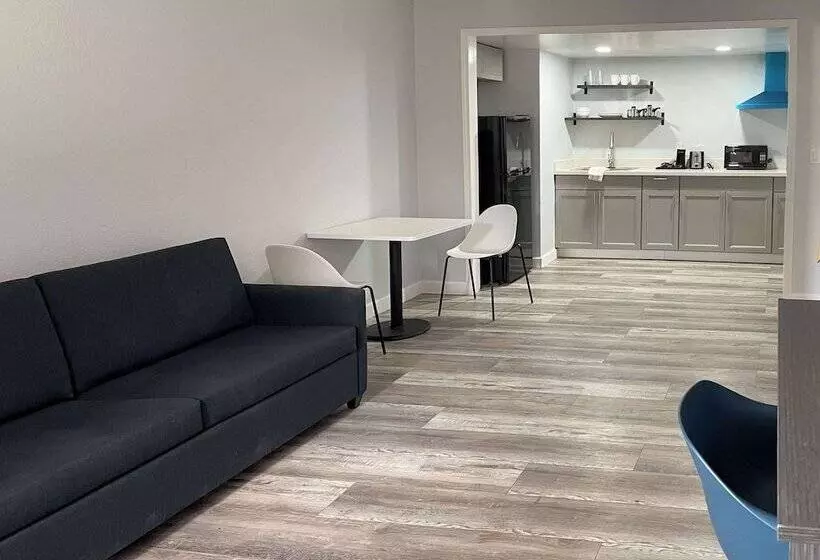 Hotelli Studio 6 Tulsa Ok Central