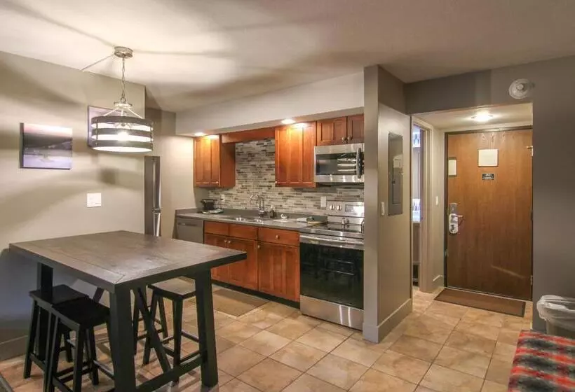 渡假胜地  Crystal Mountain