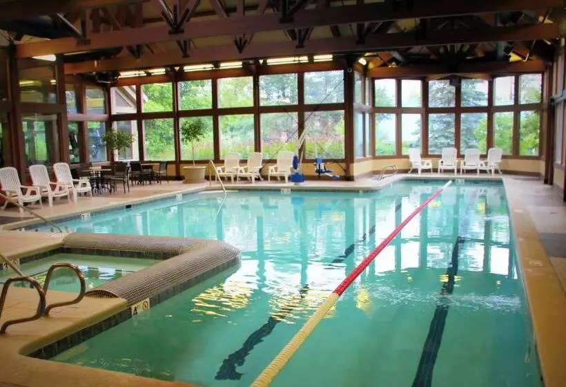 渡假胜地  Crystal Mountain