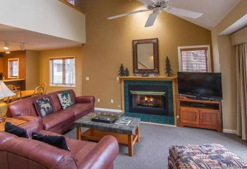 渡假胜地  Crystal Mountain