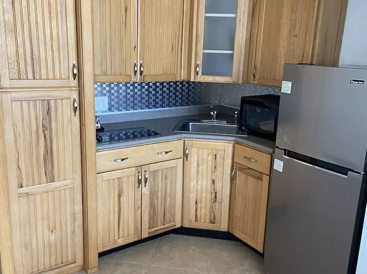 Tesla Biohealing Wellness Hotel & Resort, Ramada By Wyndham