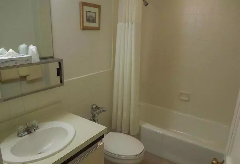 Eastern Slope Inn Resort