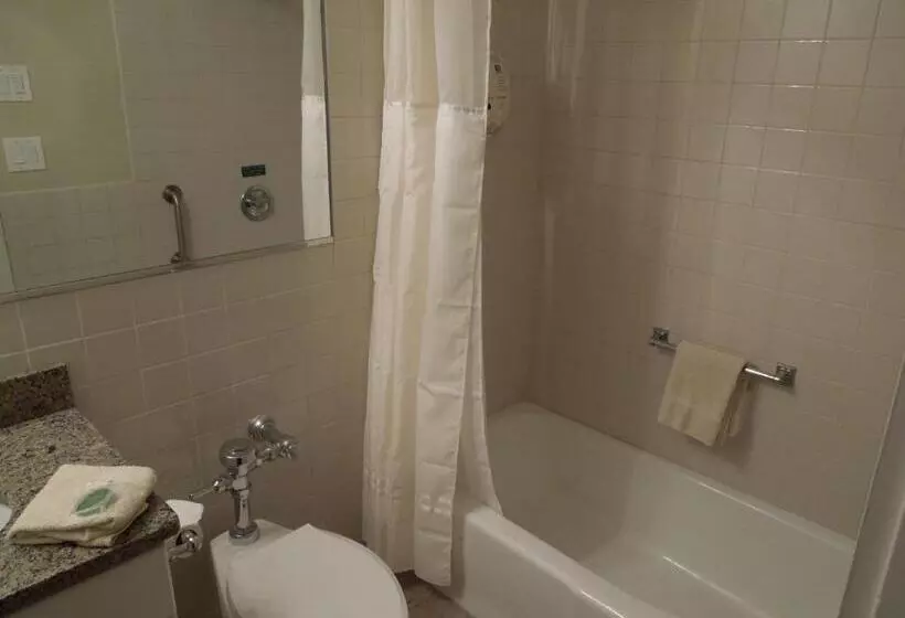 Eastern Slope Inn Resort