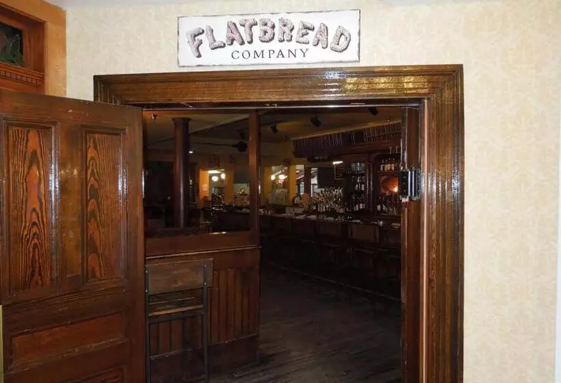 Eastern Slope Inn Resort