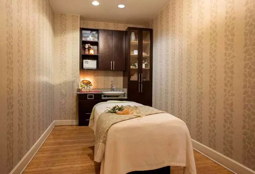 Embassy Suites By Hilton Deerfield Beach Resort & Spa