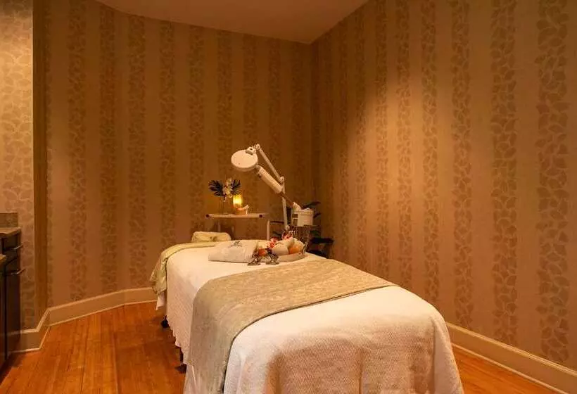 Embassy Suites By Hilton Deerfield Beach Resort & Spa