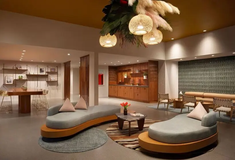 Flamingo Resort & Spa