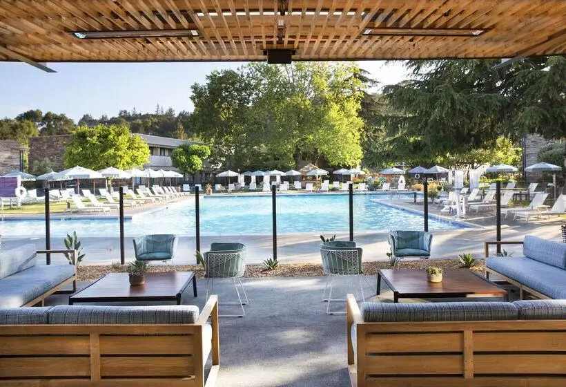Flamingo Resort & Spa