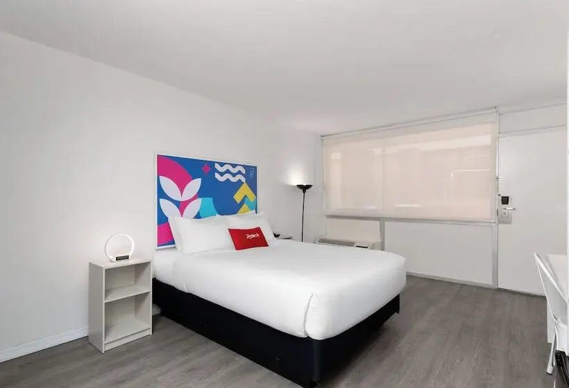 Hotelli Baymont by Wyndham Orlando North Millenia