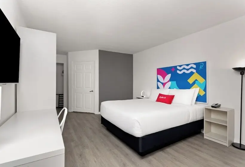 Hotelli Baymont by Wyndham Orlando North Millenia