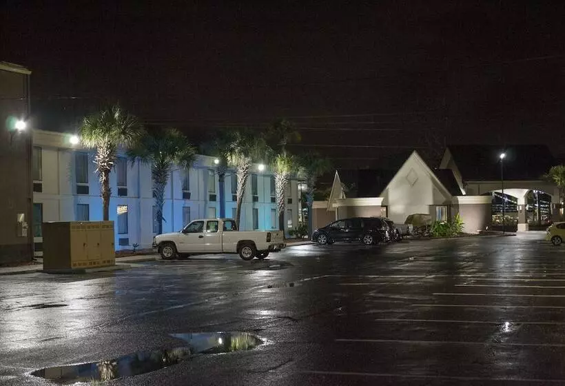 فندق Baymont By Wyndham Pensacola