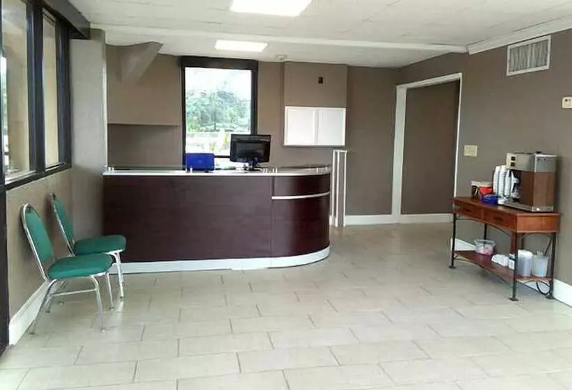 فندق Baymont By Wyndham Pensacola