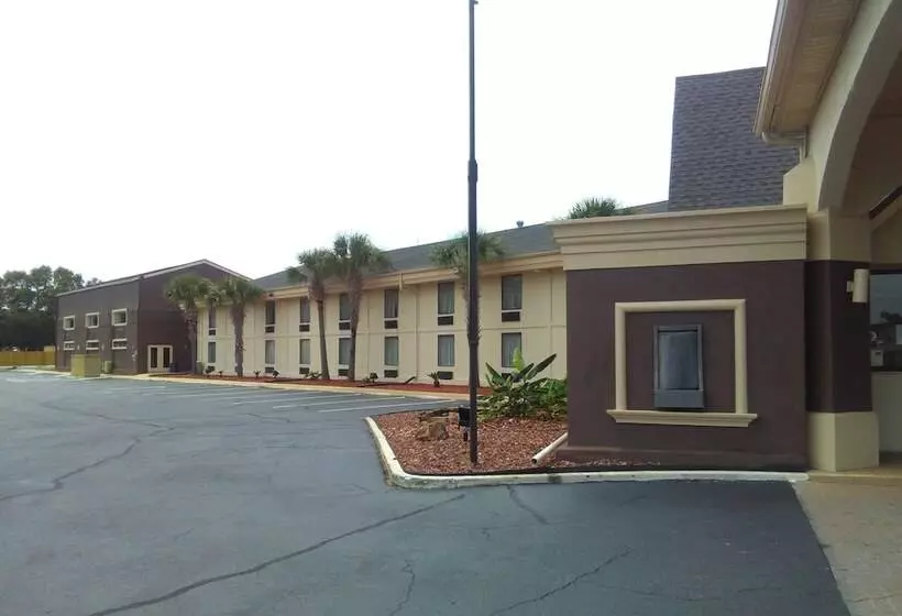 فندق Baymont By Wyndham Pensacola