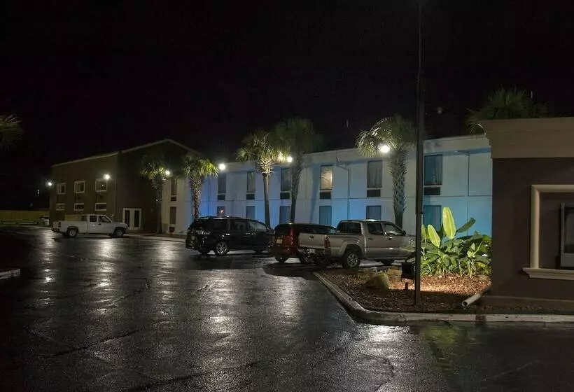 فندق Baymont By Wyndham Pensacola