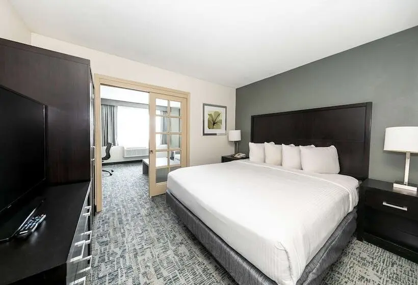 ホテル Best Western Inn & Suites San Diego Zoo Seaworld Area
