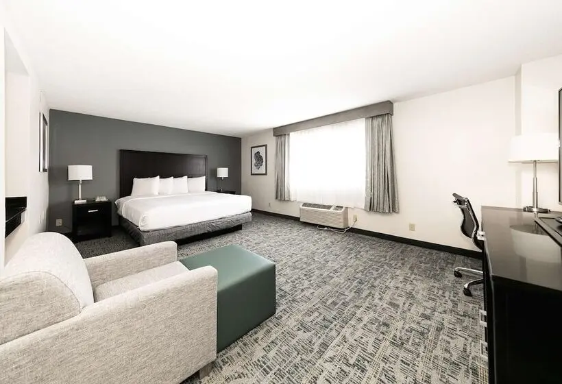 ホテル Best Western Inn & Suites San Diego Zoo Seaworld Area