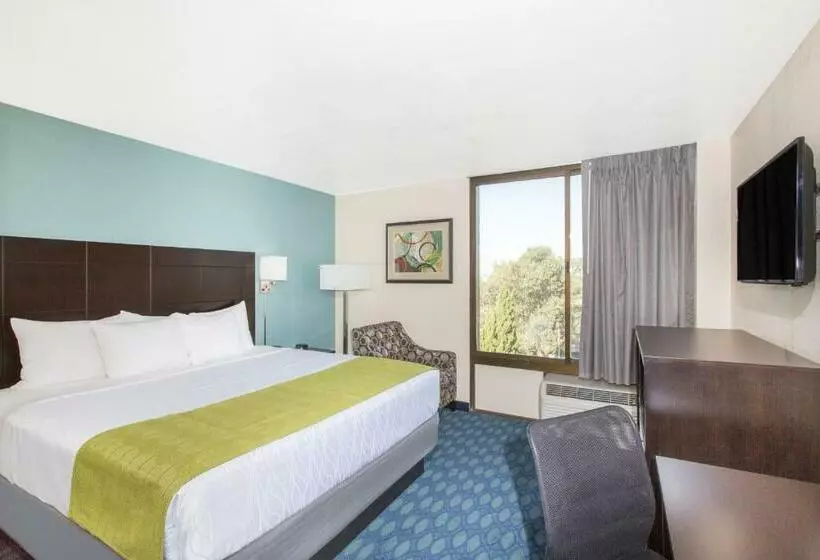 فندق La Quinta Inn & Suites By Wyndham Oakland Airport Coliseum