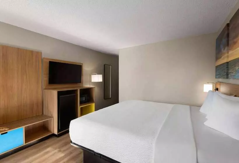 Hotel Days Inn By Wyndham Florence Near Civic Center