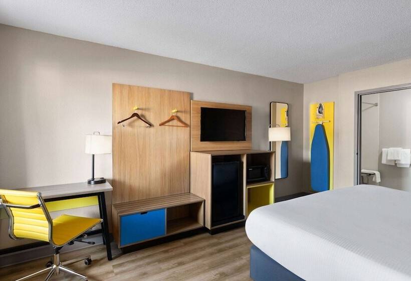 فندق Days Inn By Wyndham Florence Near Civic Center