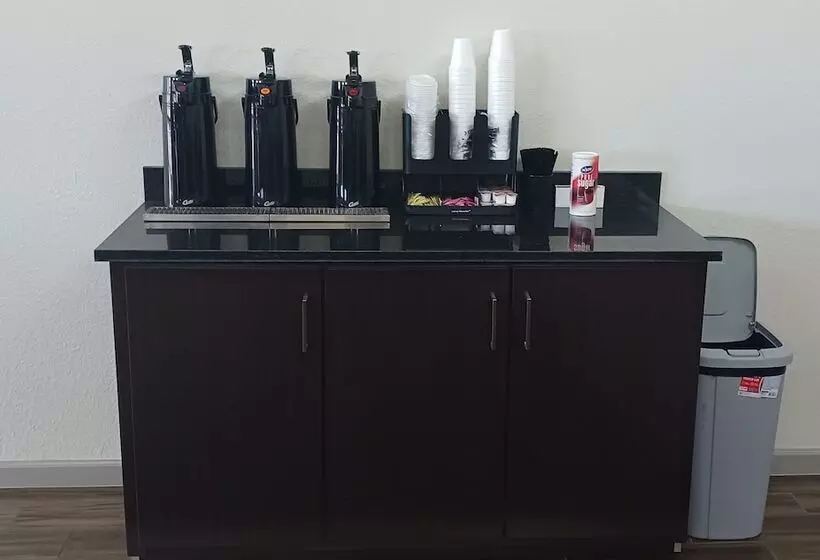 هتل Red Roof Inn Fort Worth West