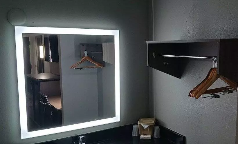 هتل Red Roof Inn Fort Worth West