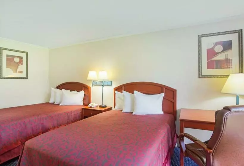 هتل Days Inn By Wyndham Tallahasseegovernment Center