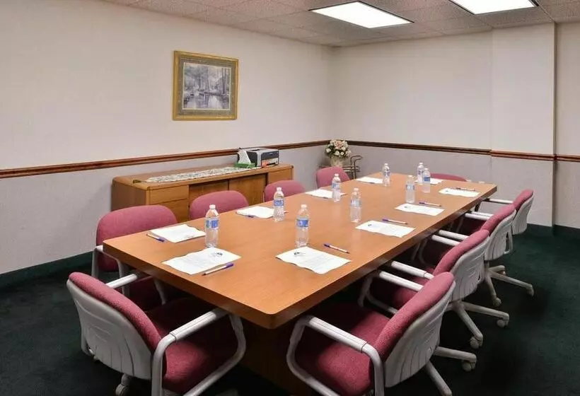 فندق Americas Best Value Inn-Columbia Mall