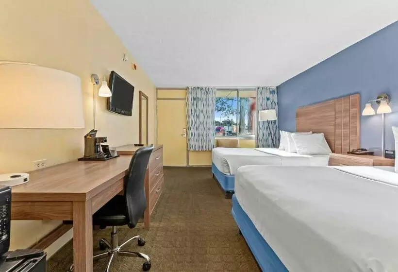 هتل Developer Inn Downtown Orlando, a Baymont by Wyndham