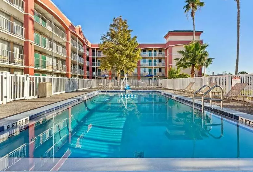 هتل Developer Inn Downtown Orlando, a Baymont by Wyndham