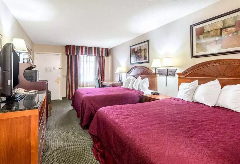 فندق Quality Inn