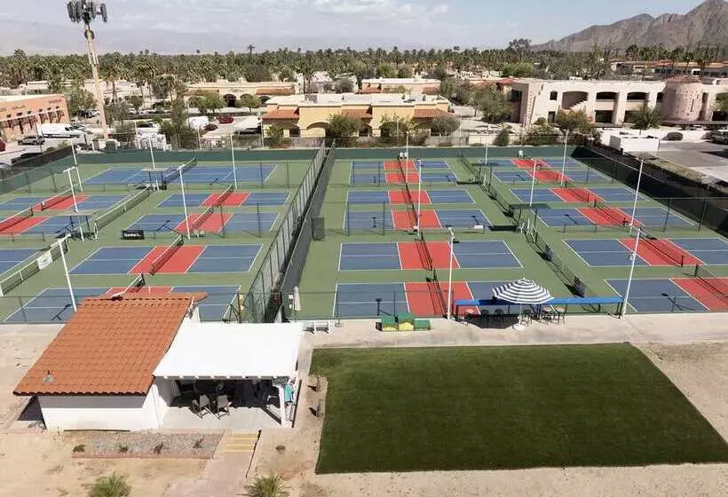 Otel Embassy Suites By Hilton Palm Desert