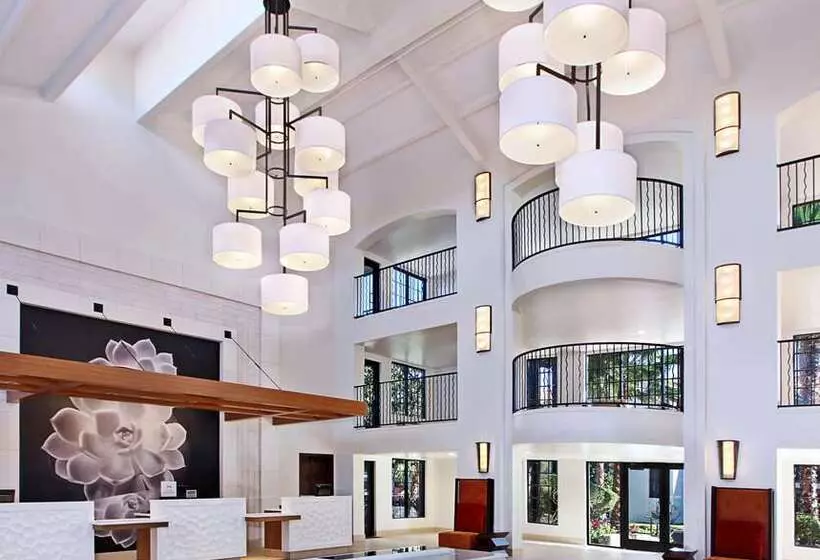 Otel Embassy Suites By Hilton Palm Desert