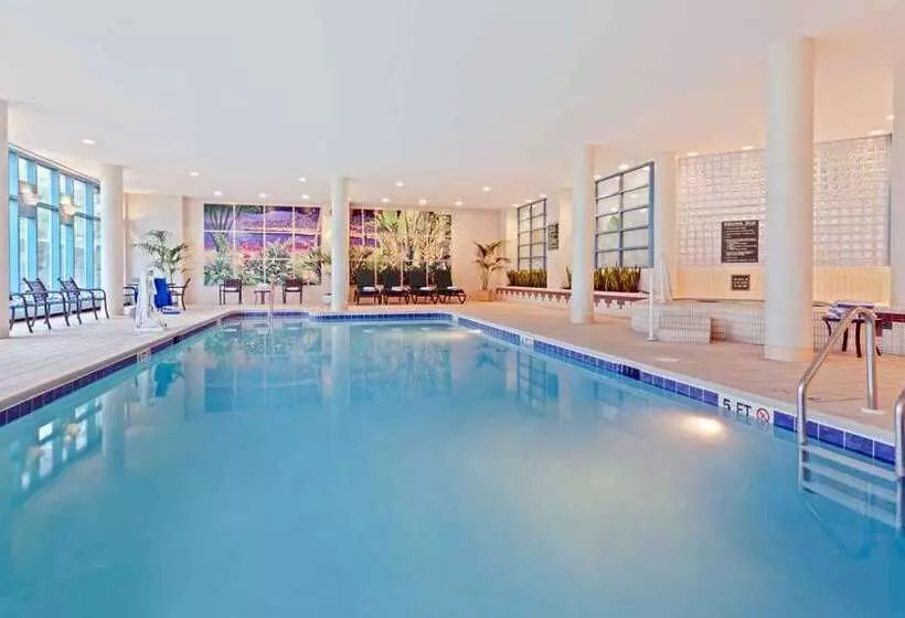 Hotel Embassy Suites By Hilton Parsippany