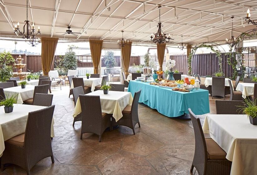 Empress Hotel La Jolla