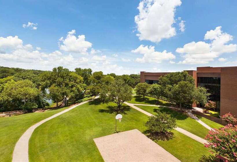 فندق Hilton Dfw Lakes Executive Conference Center